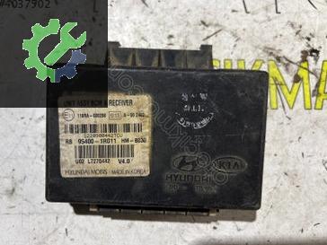 Hyundai Accent Beyni 95400 çıkma parça