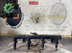 9628084680 CİTROEN C4-C5-XSARA 1.8-2.0 16V Enjektör ve Kütüğü