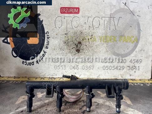 Peugeot 406 Enjektör Kütüğü çıkma parça