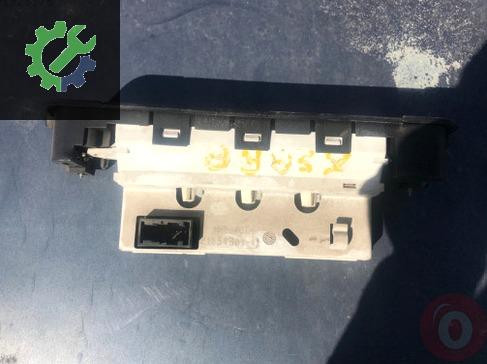 Citroen Xsara Bilgi Ekranı 9643823677 çıkma parça
