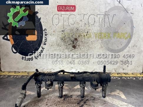 Peugeot 206 Enjektör Kütüğü çıkma parça