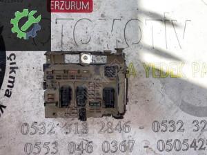 9650663880 BSM B5 PEUGEOT 206-207-307 Orijinal Sigorta kutusu