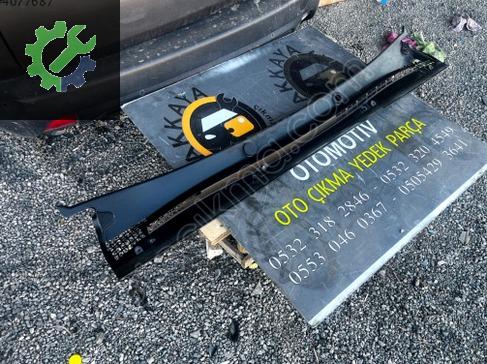 Citroen C5 Ön Cam Izgarası 9653774977 çıkma parça