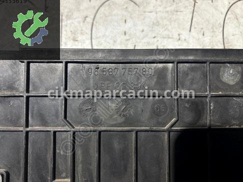 Peugeot 207 Motor Beyni 9653775780 çıkma parça