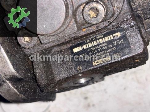 Peugeot 207 Yakıt Pompası 9654794380A çıkma parça