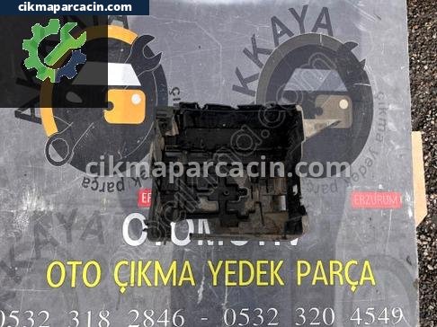 Peugeot 207 Akü çıkma parça
