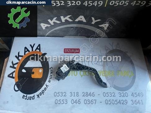 Peugeot 208 Pedal çıkma parça