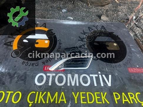 Peugeot 208 Sağ Havalandırma Izgaraları 9673131677 çıkma parça