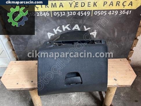 Peugeot 208 Torpido Kapağı çıkma parça