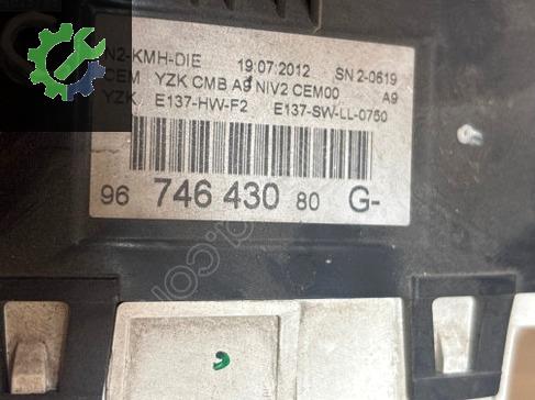 Peugeot 208 Gösterge Paneli 9674643080 çıkma parça