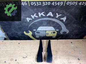 96748540XT Peugeot 208 ön Cam Sağ Kenar Bakaliti Orjinal Çıkma