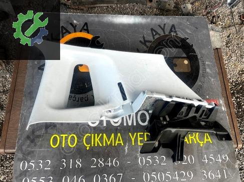 Peugeot 2008 Sağ Arka Çamurluk 9677215477 çıkma parça