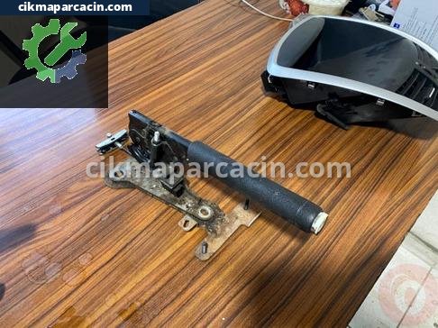 Peugeot 207 El Freni çıkma parça