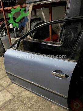 Volkswagen Passat Sol Ön Kapı çıkma parça