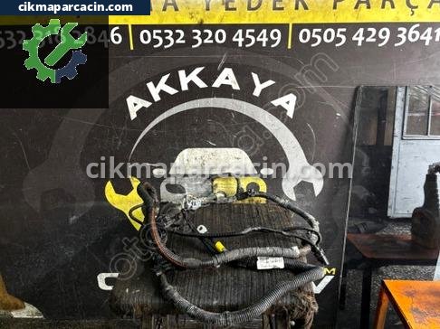 Peugeot Partner Akü çıkma parça