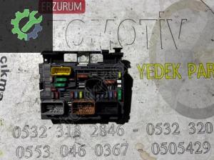 9807028780 / R04 Berlingo Sigorta Kutusu Orjinal Çıkma