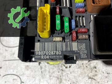 Citroen Berlingo Sigorta Kutusu 9807028780 çıkma parça