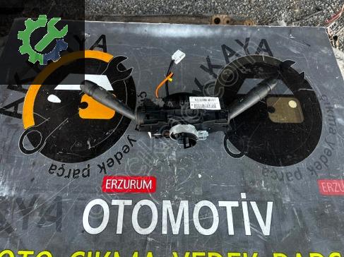 Peugeot 208 Sinyal Kolu 98081769ZD çıkma parça