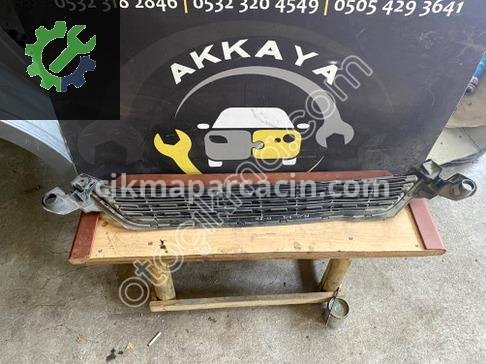 Peugeot 301 Tampon Izgarası 9816027880 çıkma parça