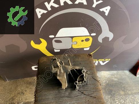 Ford Fiesta Kulak 98MM6F001A1A çıkma parça