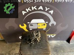98MM-6F001-A1A Ford Focus Motor Kulağı 1.4 – 1.6 Çıkma
