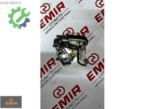Sıfır Orijinal Sağ Kapı Hyundai Accent 81420-22000