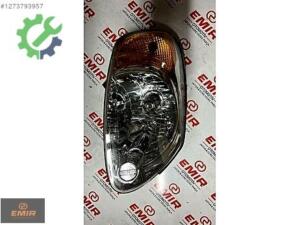 Hyundai Accent Sarı Sağ Ön Far 92102-25530 Sıfır