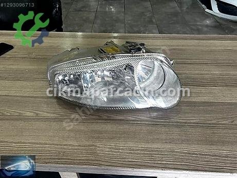 Alfa Romeo 147 Sağ Ön Far çıkma parça