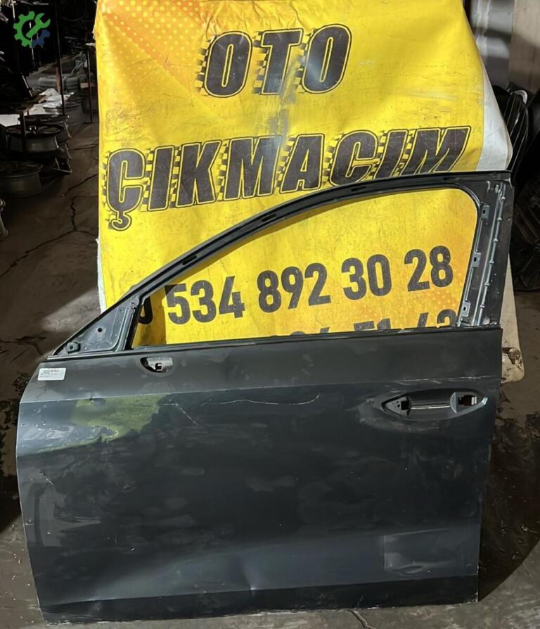Audi A3 Sol Ön Kapı çıkma parça