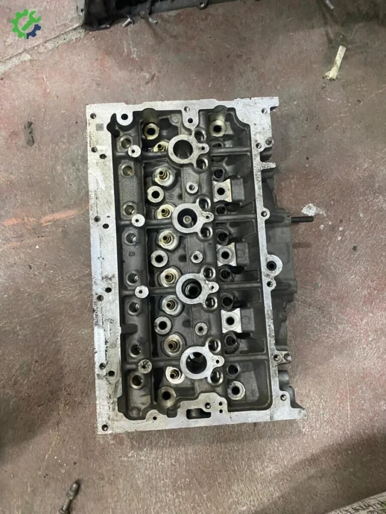 Volkswagen Touran Silindir Kapağı çıkma parça