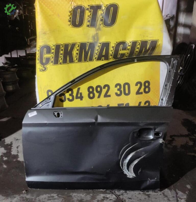 Audi A3 Sol Ön Kapı çıkma parça