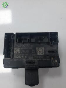 8W0959593E Audi S5 Kapı Beyni (2017/2024)