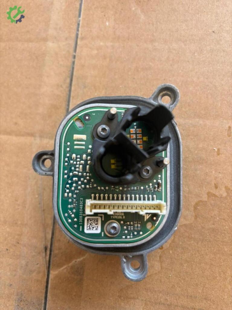 Audi A4 LED Beyni çıkma parça