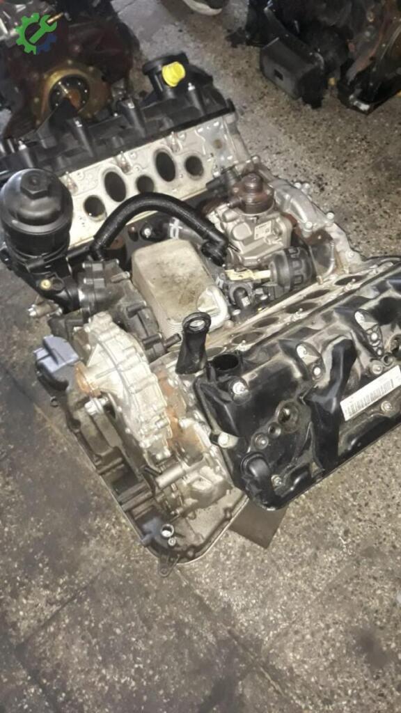 Audi Q7 Sandık Motor çıkma parça