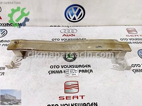 Audi A1 Ön Tampon Demiri çıkma parça
