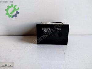 AUDİ A3-A6-A7 USB GİRİŞ 4G0 035 726
