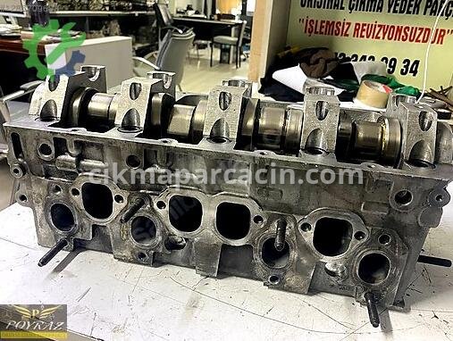 Audi A4 Silindir Kapak 038103373R çıkma parça
