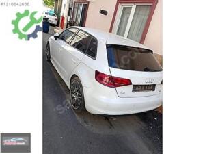 AUDİ A3 HB 2015 KAPI İÇ DÖŞEMELERİ ORJINAL ÇIKMA