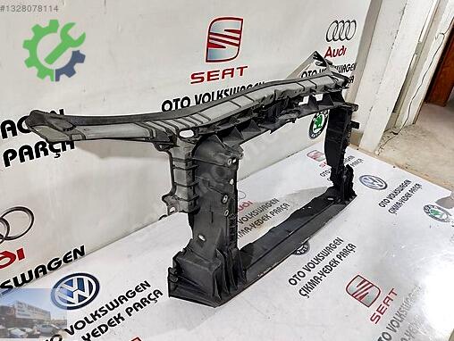 Audi A3 Ön Panel 8P0805594 çıkma parça