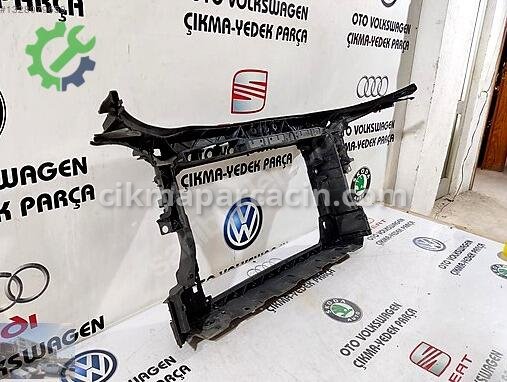 Audi A3 Ön Panel 8P0805594 çıkma parça