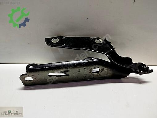 Audi A3 Kaput Menteşesi 8V0823301 çıkma parça