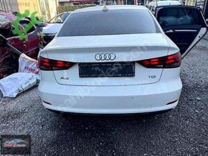 AUDİ A3 ( 2015 ) SOL ARKA ÇAMURLUK ORJINAL ÇIKMA