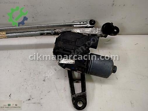 Audi A4 Ön Silecek Motoru 8W1955119 çıkma parça