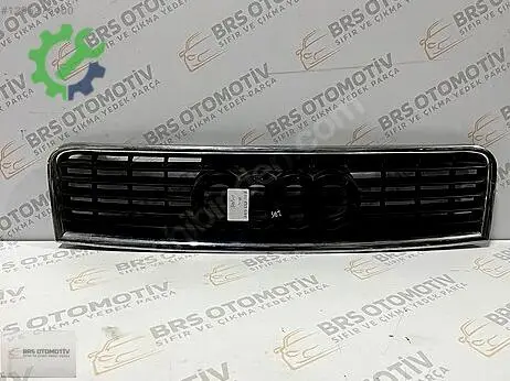 Audi A4 Ön Panjur çıkma parça