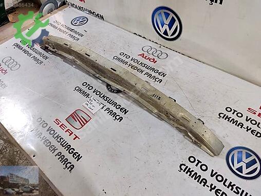 Audi A4 Ön Tampon Demiri çıkma parça