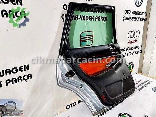 Audi A4 Sol Arka Kapı çıkma parça
