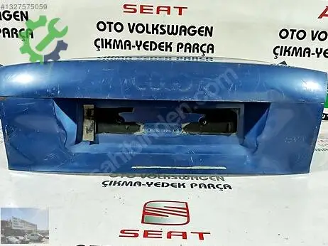 Audi A4 Bagaj Kapağı çıkma parça