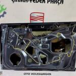 AUDİ A4 B7 SAĞ ÖN KAPI ÇIKMA