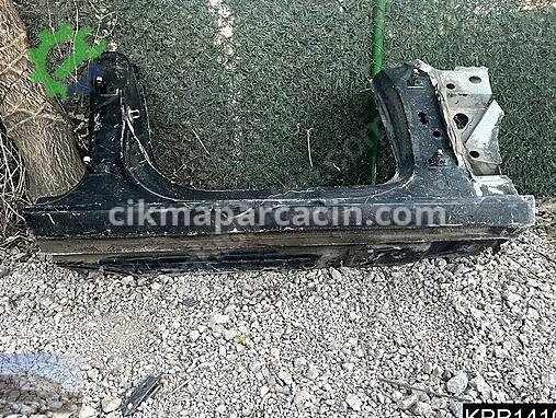 Audi A4 Sağ Ön Marşpiyel Sacı çıkma parça