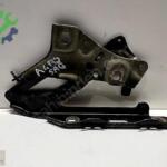 AUDİ A4 SİYAH SAĞ KAPUT MENTEŞESİ 8W0 823 302 D